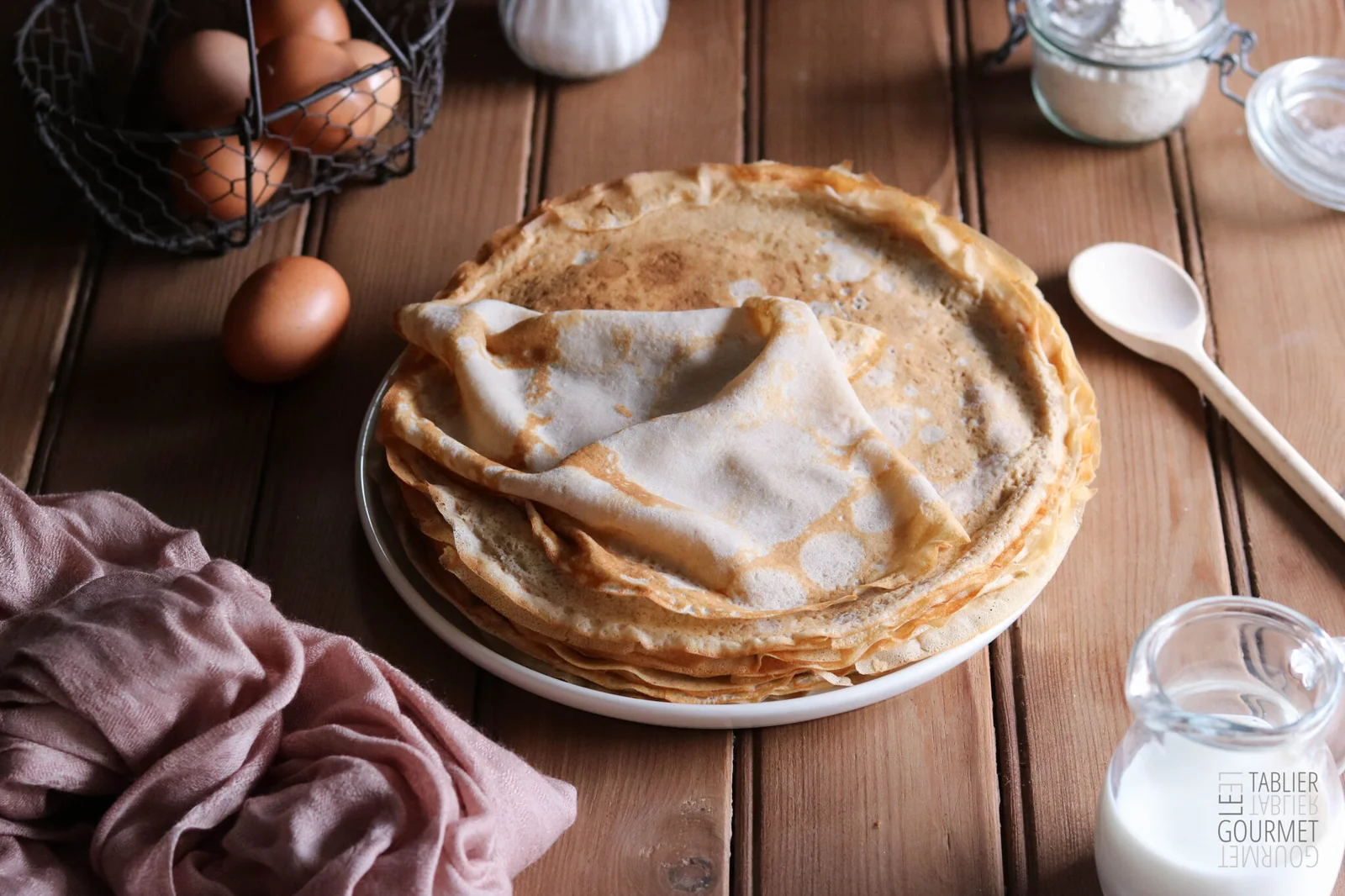 Crêpes sucrées artisanales avec chocolat maison et caramel beurre salé fait maison GEM LA GALETTE